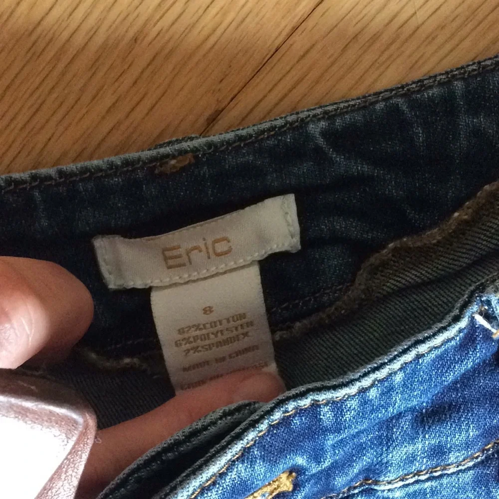 EUC Eric skinny jeans w/blue floral embroidery - Picture 7 of 12